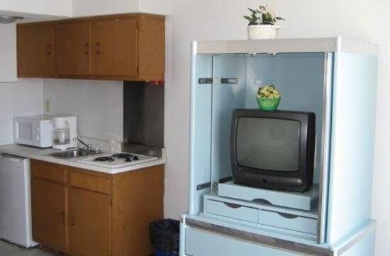 Binns Motor Inn