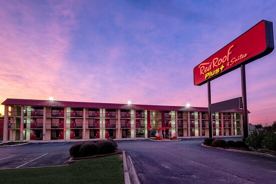Red Roof PLUS+ Huntsville – Madison