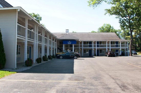 Travelodge by Wyndham Traverse City MI