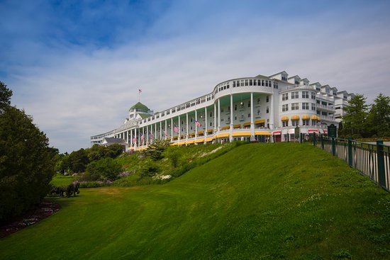 Grand Hotel