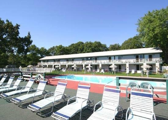 Green Harbor Waterfront Lodging