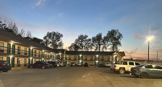 Super 8 by Wyndham Columbia