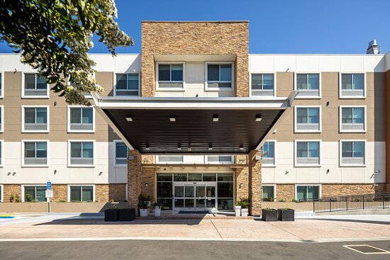 Holiday Inn Express & Suites San Jose – Silicon Valley By IHG