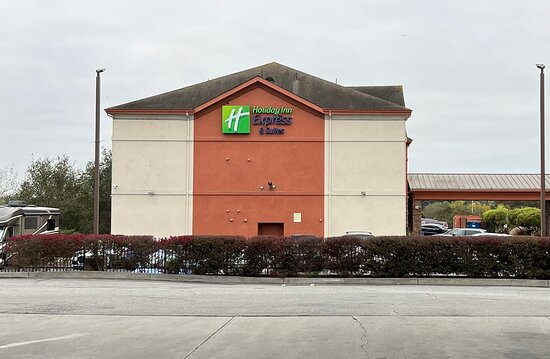 Holiday Inn Express & Suites Watsonville By IHG