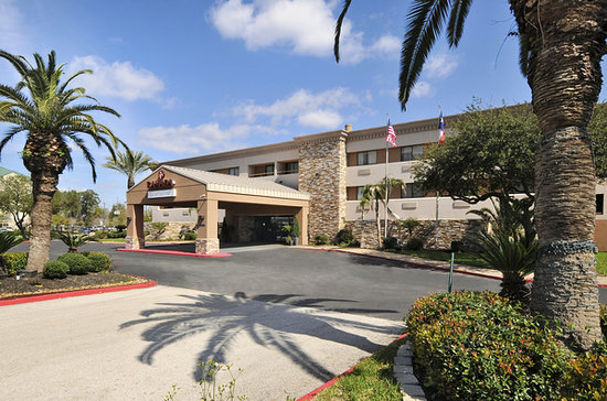 Ramada by Wyndham Houston Intercontinental Airport South