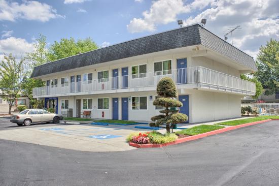 Motel 6 Seattle East - Issaquah