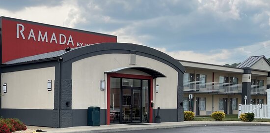 Ramada by Wyndham Harrisonburg