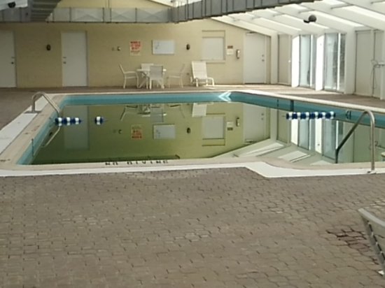 Point Plaza Suites & Conference Center