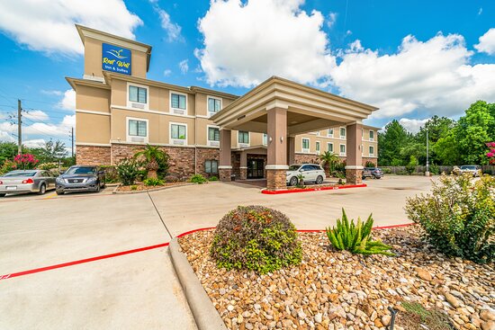 Restwell Inn & Suites