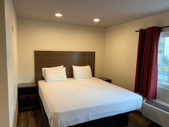 Hyland Inn