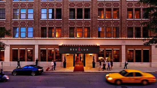 Des Lux Hotel