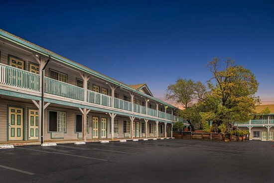 Super 8 by Wyndham Auburn