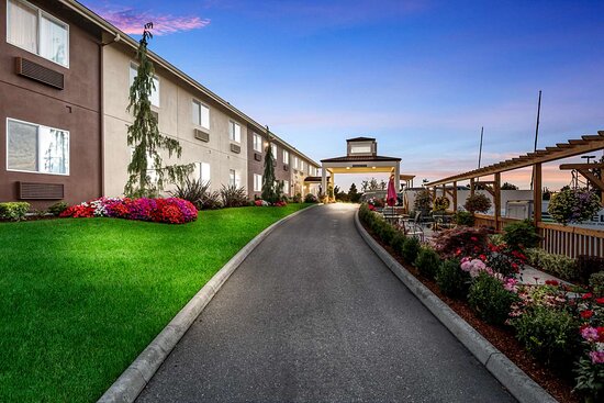 Red Lion Inn & Suites Sequim