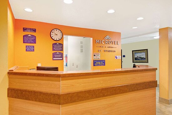 Microtel Inn & Suites by Wyndham Cordova/Memphis/By Wolfchas