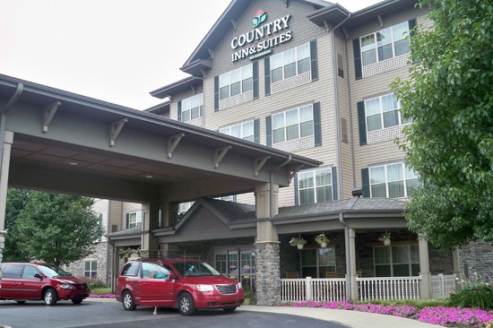 Country Inn & Suites By Carlson Portage